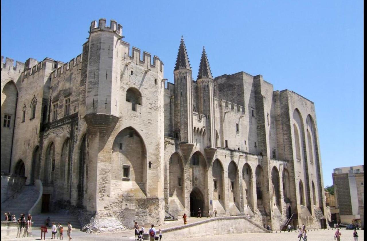 Gite Avignon Bougainvillier Exteriér fotografie